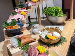 -山川小町·极番烧肉(新地假日广场店)