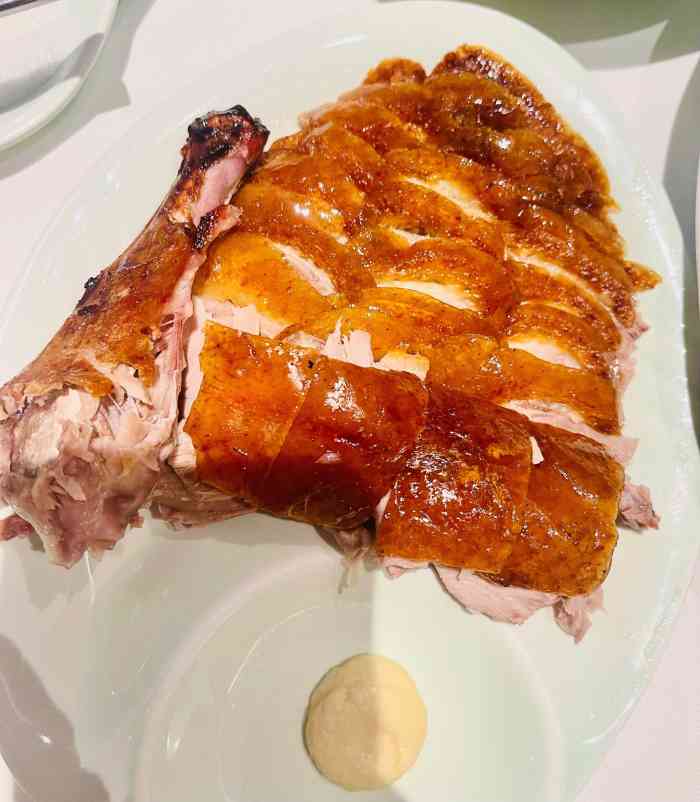 花悦庭·果木烤鸭(合生汇店)-"从东走到西 又从南走到北 原来你在这一