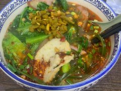 -重庆火红麻辣烫(伟超置业大厦店)