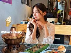 -蜗牛小馆醉乡民谣云南菜(惠新西里店)