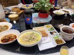 -香山湖家家宴(中山陵店)