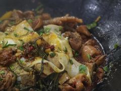 -大锅大灶柴火鸡鱼