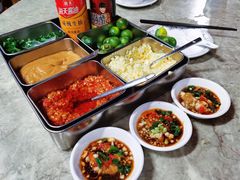 -四川小胡子海鲜(丁村万人海鲜广场店)