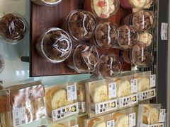 -胖东来生活广场(健康路店)