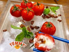 番茄脆菇沙拉-小大董·烤鸭(五棵松店)