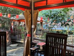 -二荆条·蜀鲜汇城市森林火锅