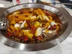 -鑫巴蜀小镇 · 水煮鱼专研店(玉桥店)
