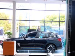 -上海宝信宝马4S店