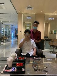 -罗亚帝造型·烫发染发