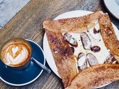 烟熏猪肉肠芥末籽可丽饼-RAC BAR(安福路店)