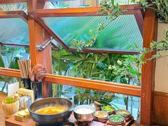 -银米·云南传统过桥米线(双廊黑金冠店)