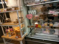 面包甜点陈列柜-法诗甜蛋糕店(皇姑大润发店)