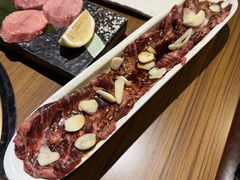 -炼火烤肉店