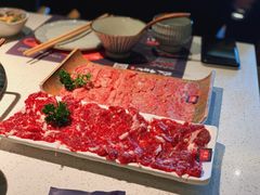 吊龙-牛村来人潮汕牛肉火锅(西单店)