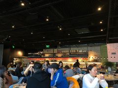 大堂-半山腰·云南菜(侨福芳草地店)