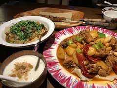 新疆大盘鸡-天山醉美·新疆餐厅(富华里店)