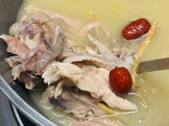 -汤宴·参须肚包鸡(南京路店)