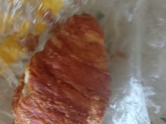 草莓牛角-肯德基(中鼎大厦店)