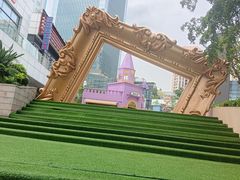 -中航城君尚购物中心