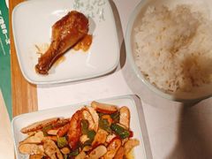 -老乡鸡(上海白玉兰广场店)