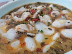 -胡子饮食店