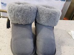 -莱靓奢侈品洗护改衣店(新世界百货崇文店)