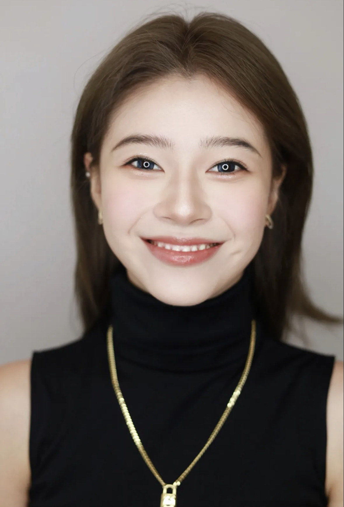 女明星都在做的野生眉