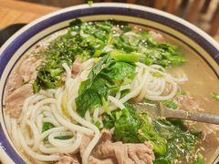 -云阿蛮云南生烫牛肉米线(奉贤路店)