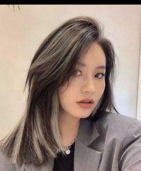 -变画·发型STUDIO