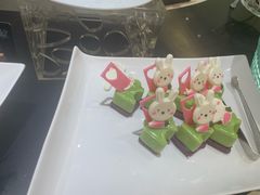 -亮马河饭店翠雅咖啡厅