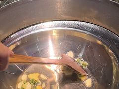 -老船舫·现做活鲜鱼馆(东郊记忆店)