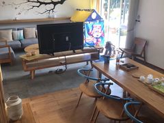 -田园东方蜜桃村的田野营地
