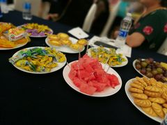 -无锡鼎尚皇冠酒店