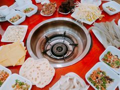 -刘胖娃鱼庄·特色肥肠鱼(杨家坪店)
