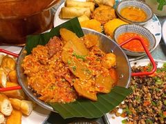 油焖鸡-浩海火烧云傣家菜(京广店)