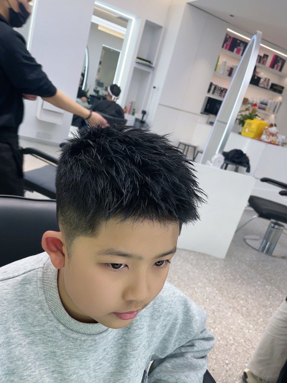 店推荐 同城美发店推荐 \\n男生短发推荐清爽干净阳光帅气的短发风格