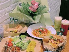 -KPRO 帕尼尼·沙拉·缤纷拼盘(万象城店)