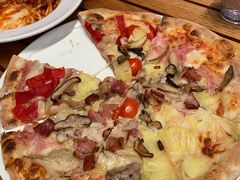 -城市大道红炉披萨烘焙坊