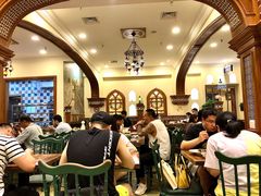 大堂-清真·玛丽亚新疆菜主题餐厅(浙江中路店)
