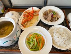 -臻康乃馨月子中心(集美店)