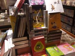 -西西弗书店(城西银泰城店)