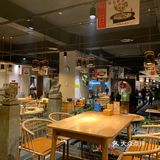 夜间打卡鸡毛店