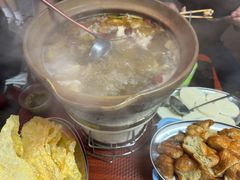 -威邵鸡煲(西华路总店)