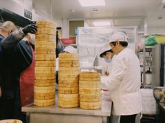 -老西白点心店