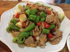 -小锅巴纳西餐厅