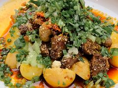 -有红鸡毛店·川菜(建设路店)