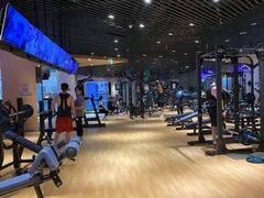 -康斐斯健身(银泰创意城店)