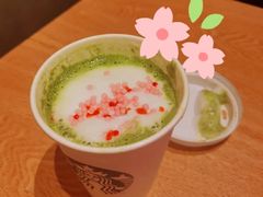 樱花草莓茶拿铁-星巴克(上海虹桥站2A检票口)