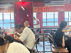 -四囍码头海鲜烧烤自助火锅(外滩南京东路悦荟广场店)