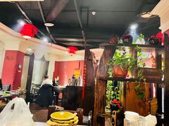 -大匠工房古船木艺术餐厅·猪肚鸡专门店(长白仙岛店)